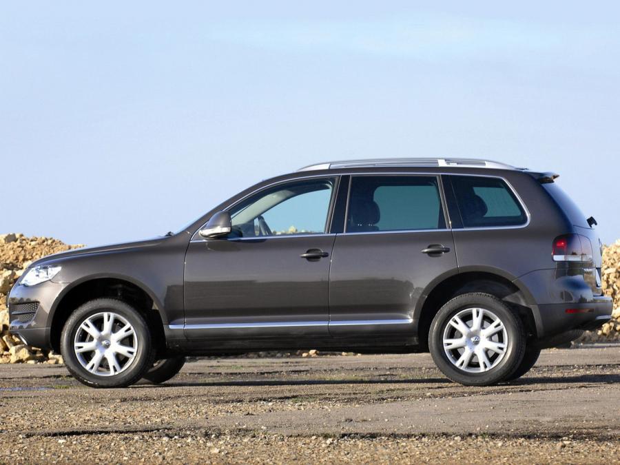  Volkswagen Touareg V6 TDi 2007 года  (UK) (фото 5 из 12)